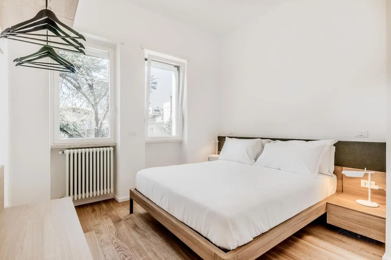 Attico Di Lusso Ed Eleganza Sui Tetti Di Roma Apartment Italy