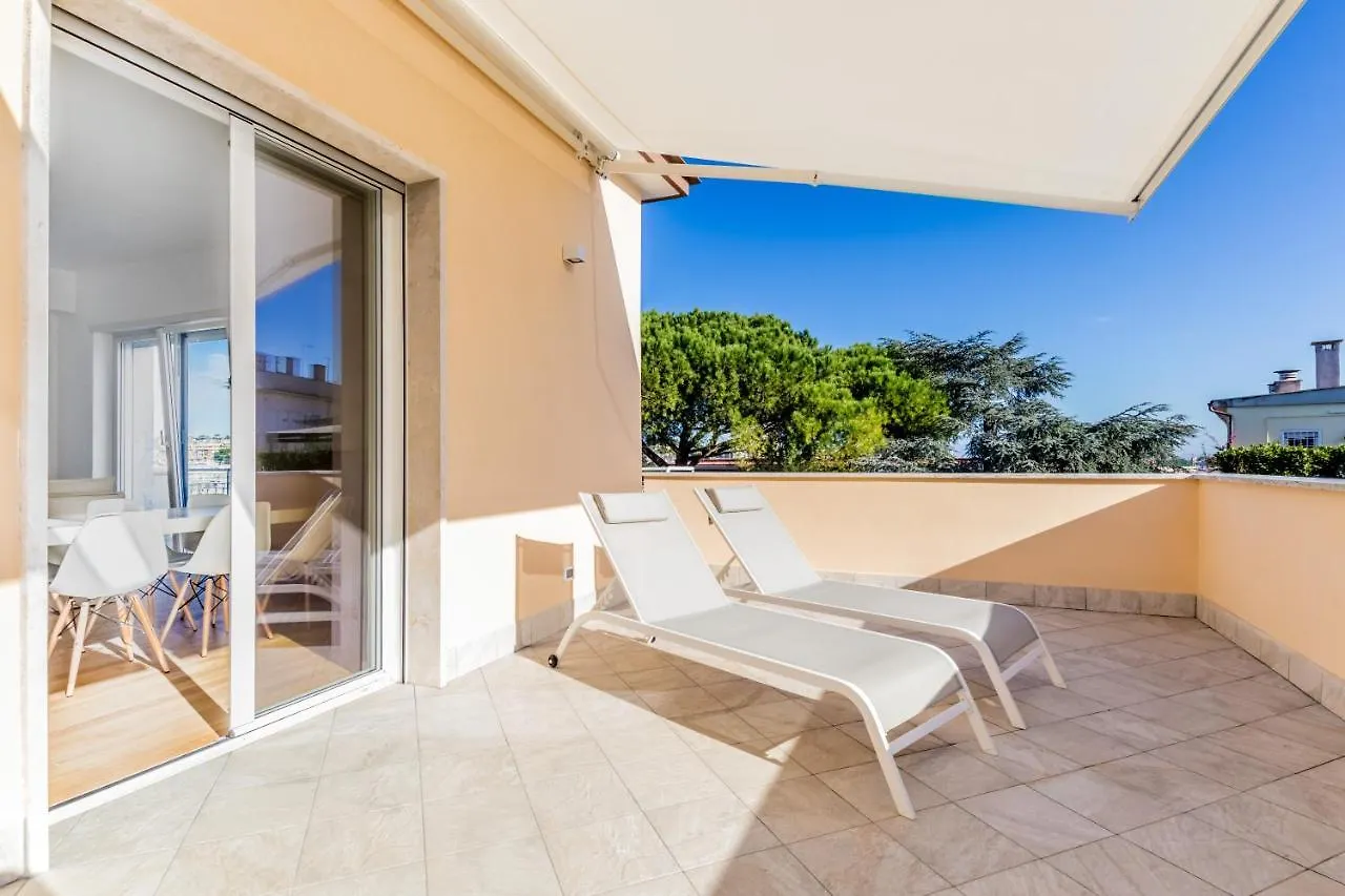 Attico Di Lusso Ed Eleganza Sui Tetti Di Roma Apartment Rome